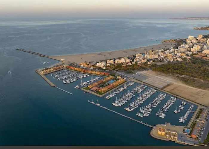 Bluechip Πλωτό κατάλυμα Portimão