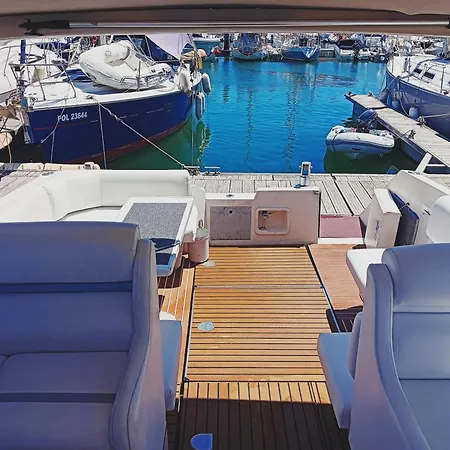 Bluechip Bådhotel Portimão